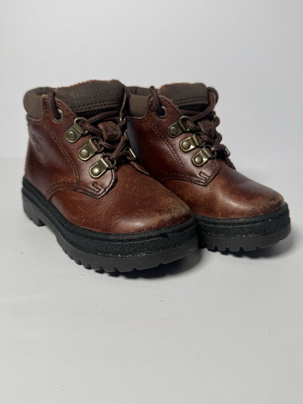Vintage Timberland Kids Size 7M Brown Leather Hiking Work Boots Lug Sole